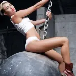 Wrecking Ball significato – Traduzione Wrecking Ball Cosa Significa