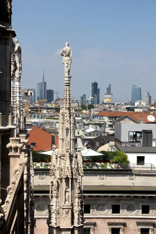 Mercato immobiliare a Milano: stazionarie le compravendite - ma il lusso cala - e crescita dei numeri delle locazioni