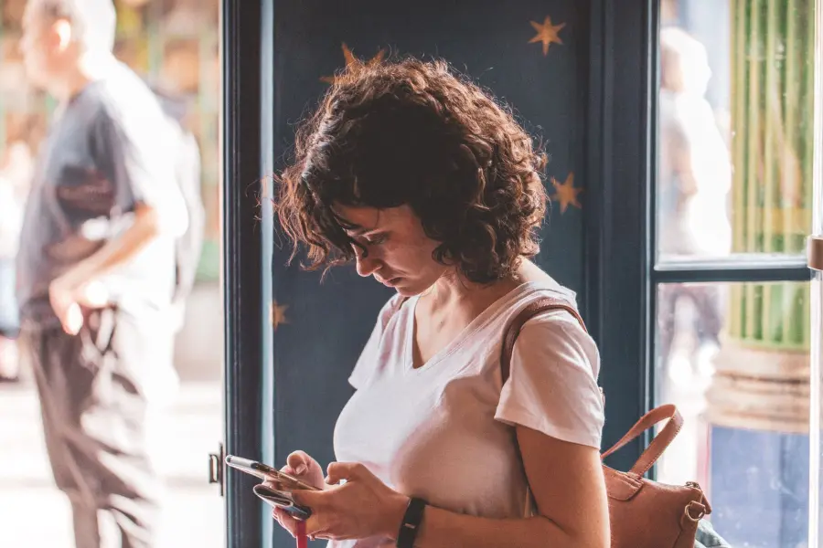 Il vero significato delle emoji più usate in chat